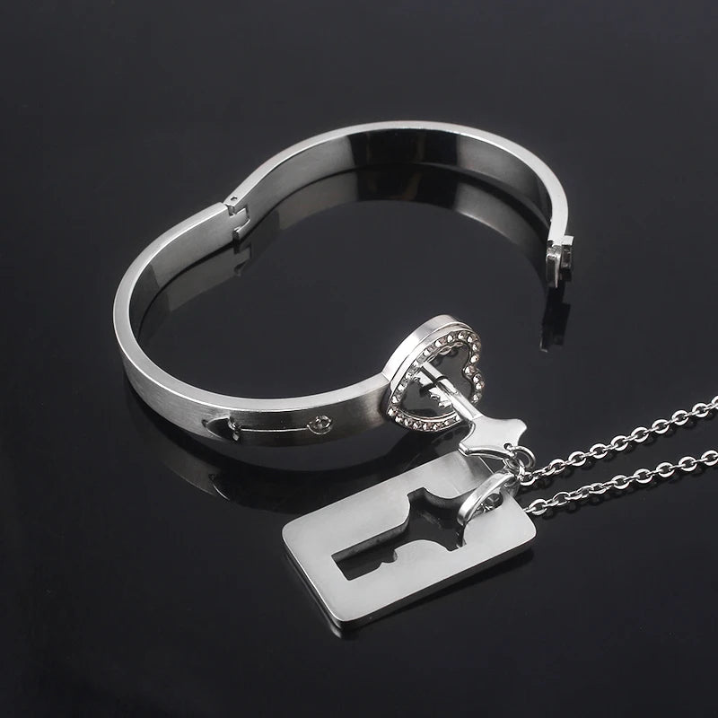 Couple Jewelry Stainless Steel Bracelet Love Heart Lock Bracelets Bangle Key Pendant Necklace For Women Men Valentine's Day Gift